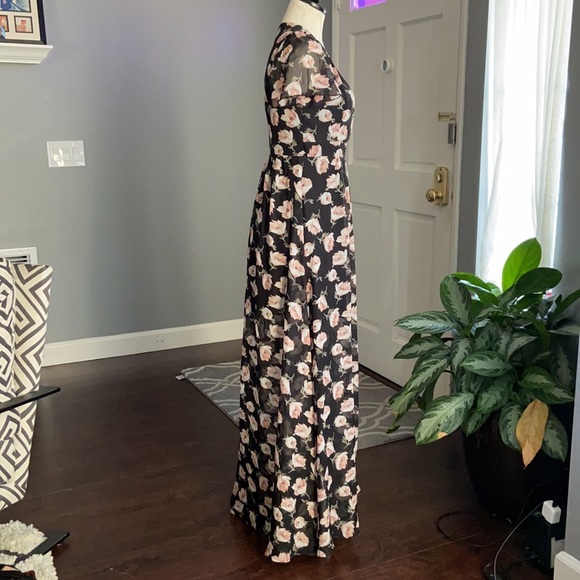Forever 21 Floral Print Wrap Maxi Dress - Picture 5 of 8